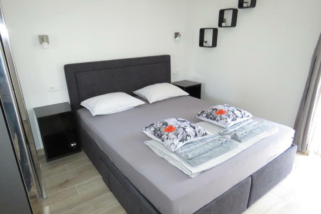 Lux Dalmatia I & R 호텔 마카르스카 외부 사진